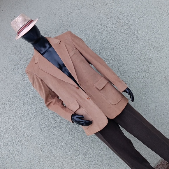 Westchester Classics Men's Corduroy Luxury Blazer - Picture 9 of 17